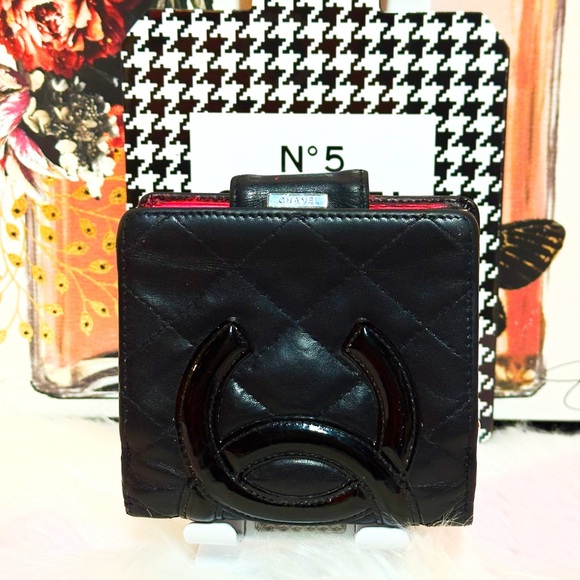 CHANEL Wallet Quilted Leather Purse Cambon CC Compact Black - Picture 1 of 14